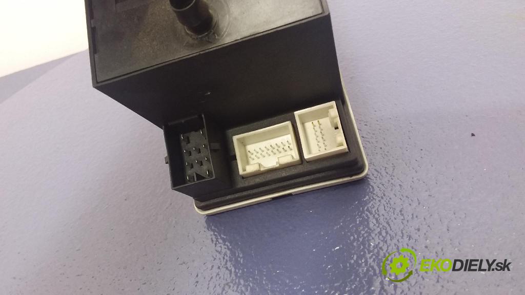 Audi A3 1999 čerpadlo Centrální Zámek 8L0862257L