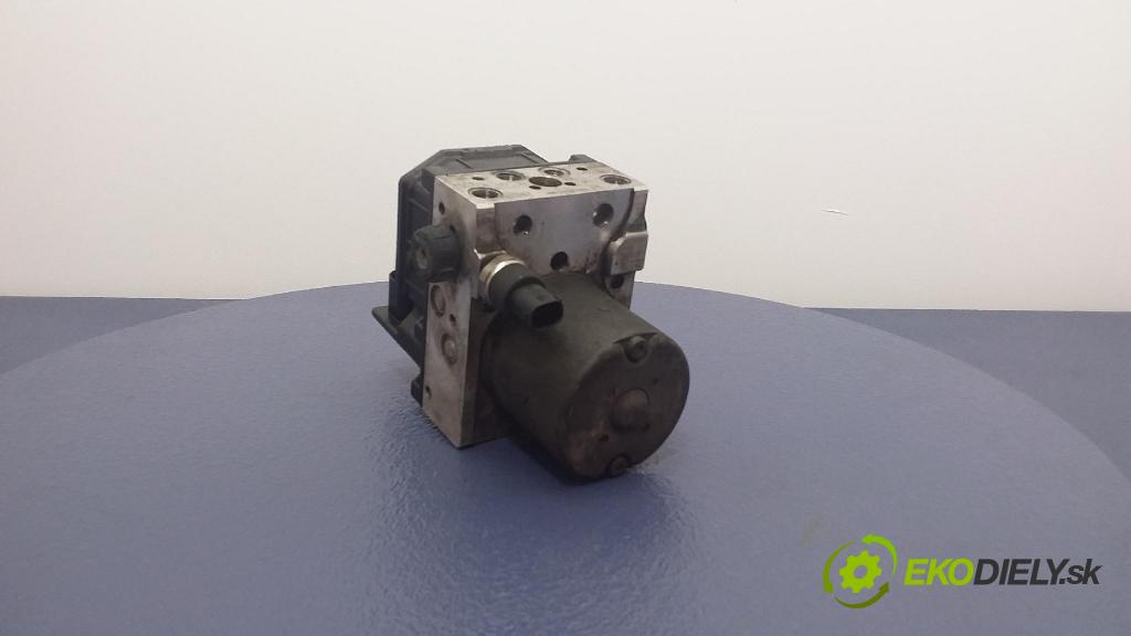 Audi A6 2002 čerpadlo ABS x 4B0614517G