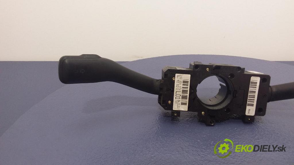Volkswagen Golf 2000 prepínač 8L0953513G