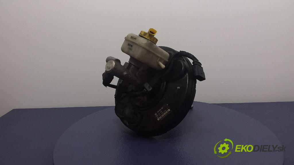 Volkswagen Golf 2000 servo Brzdní: 1J1614205