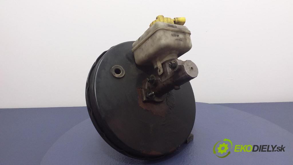 Volkswagen Golf 2002 servo Brzdy: 01