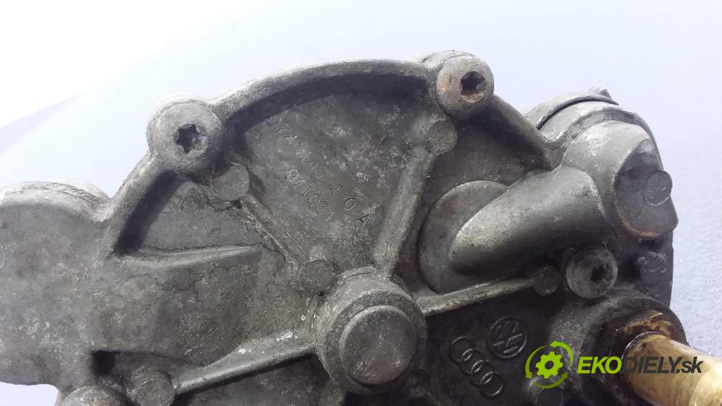 Volkswagen Lt 35 2002 čerpadlo vakuová 074145100A