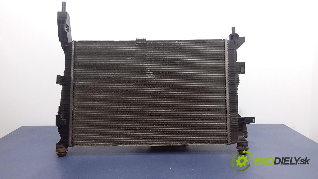 Ford Focus 2013 Chladič Voda BV61-8005-BC