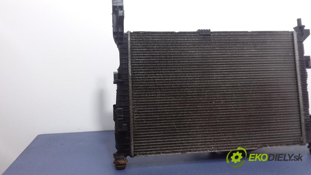 Ford Focus 2013 Chladič Voda BV61-8005-BC