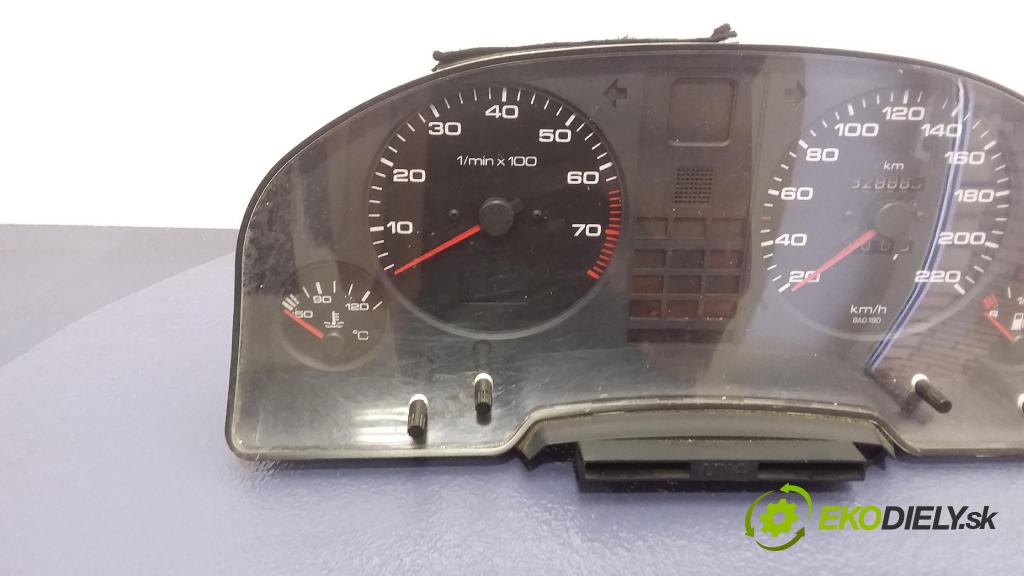 Audi 80 1994 Přístrojová deska 893919067