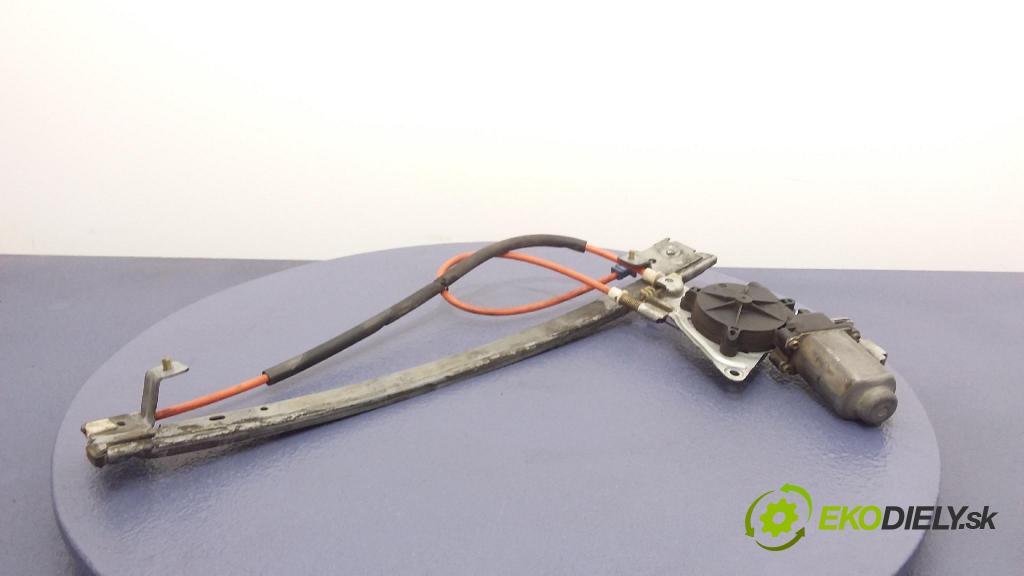 Bellier Divane 2002 mechanismus stahování Sklenka: před v pravo: 01