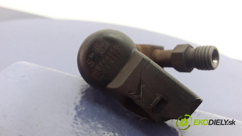 Peugeot 407 sw 2.0 hdi 2005 vstřikovač 9657144580