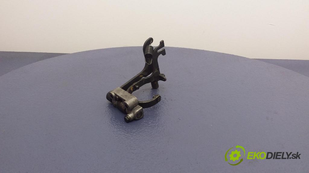Bellier Divane 2002 pedal Plyn: Z402