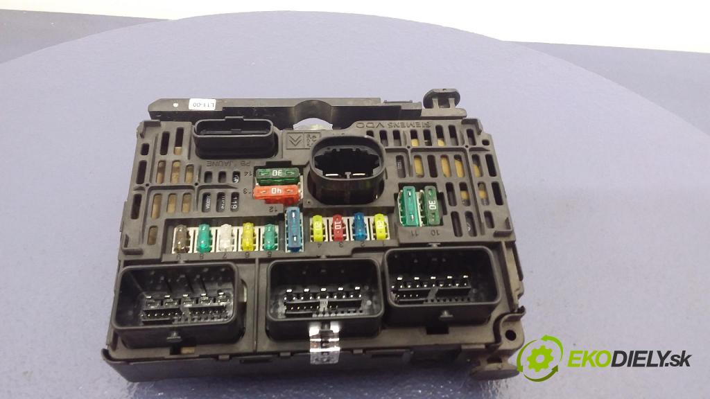 Citroen C4 2006 skříňka Pojistky 9661682980