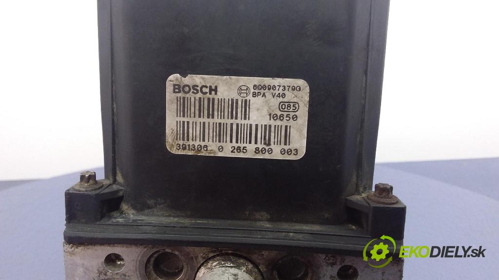 Volkswagen Polo 2003 čerpadlo ABS x 6Q0614117E