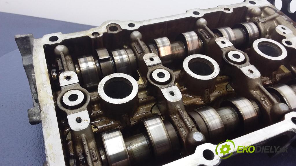 Volkswagen Polo 2003 kryt Ventily 03E103475D