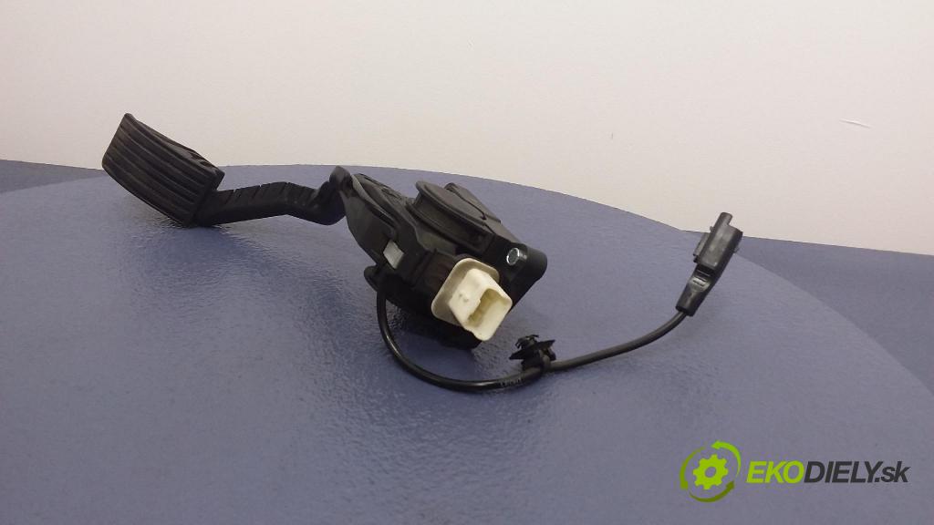 Peugeot 407 2006 pedal Plyn: 9650341880