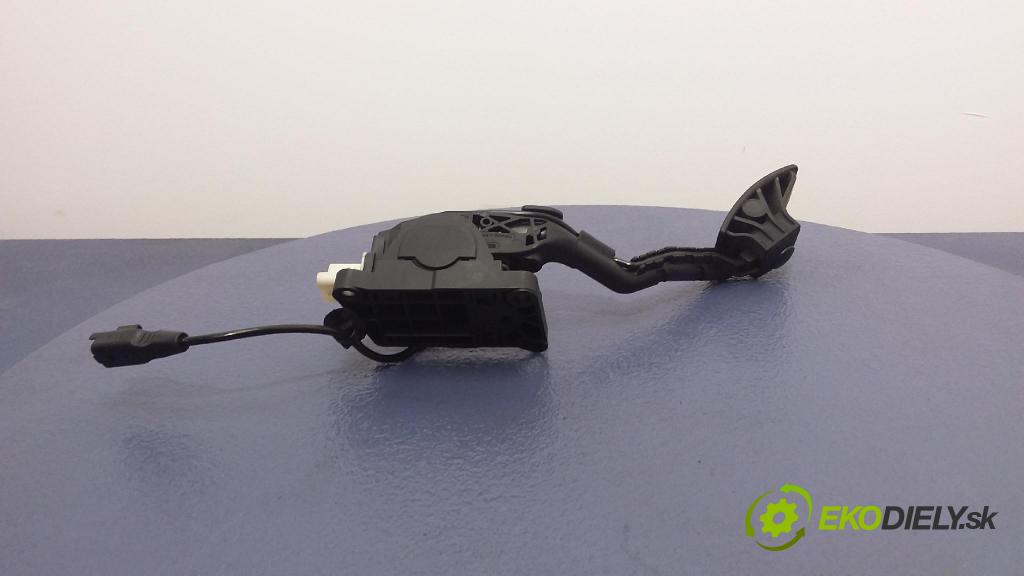 Peugeot 407 2006 pedal Plyn: 9650341880