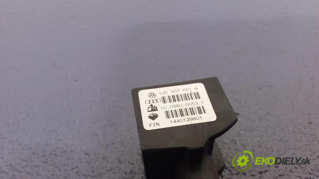 Audi A3 2001 snímač ESP. 1J0907651A