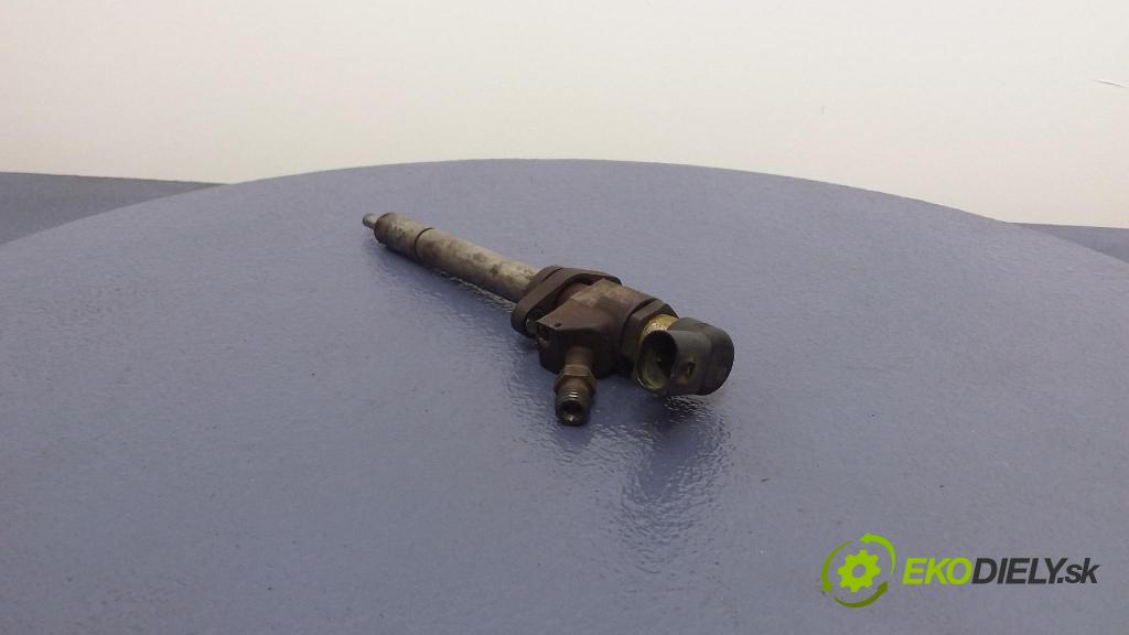 Ford Focus c-max 2004 vstřikovač 9647247280