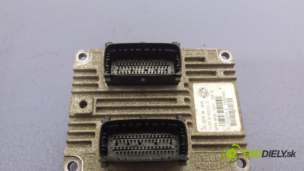 Fiat Panda 2012 řídící jednotka Motor: 51903154