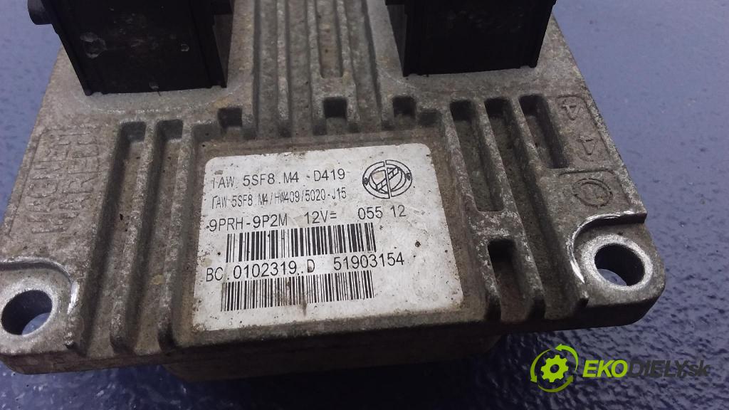 Fiat Panda 2012 řídící jednotka Motor: 51903154