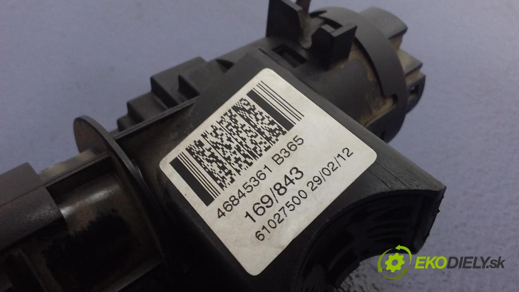 Fiat Panda 2012 Spínač zapalování. 46845361B365