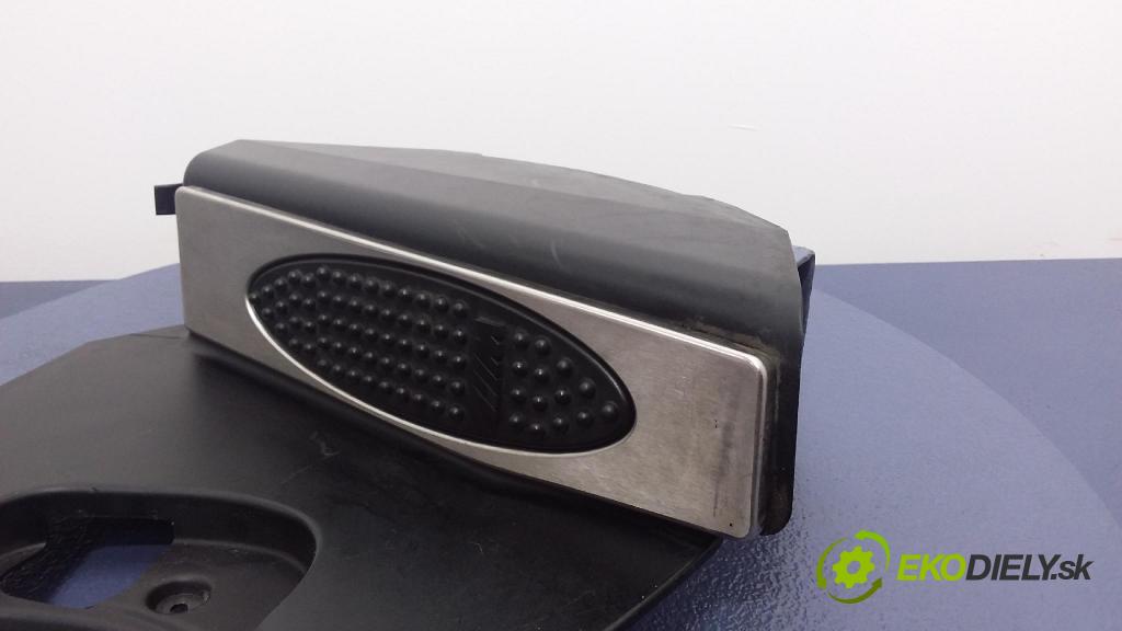 Bmw 316 2002 kryt Plast: Interiéry: 8189733