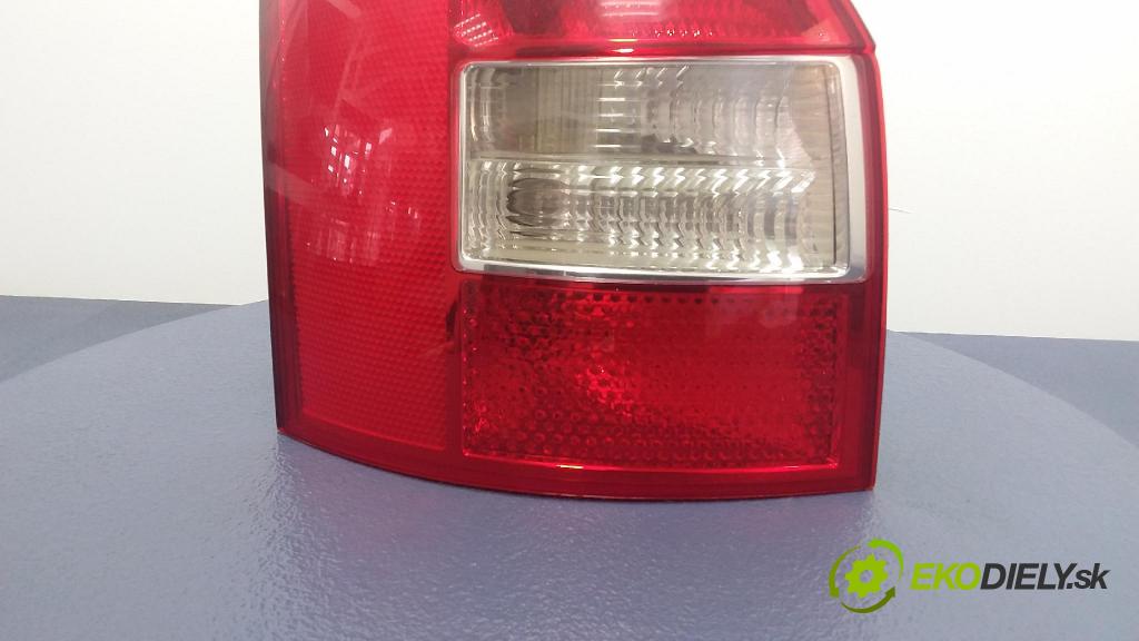 Audi A4 2003 světlo Zad: levá Mimo: 8E9945095