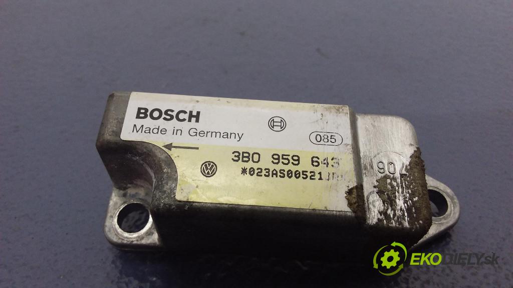 Volkswagen Passat 1997 snímač 0285001177