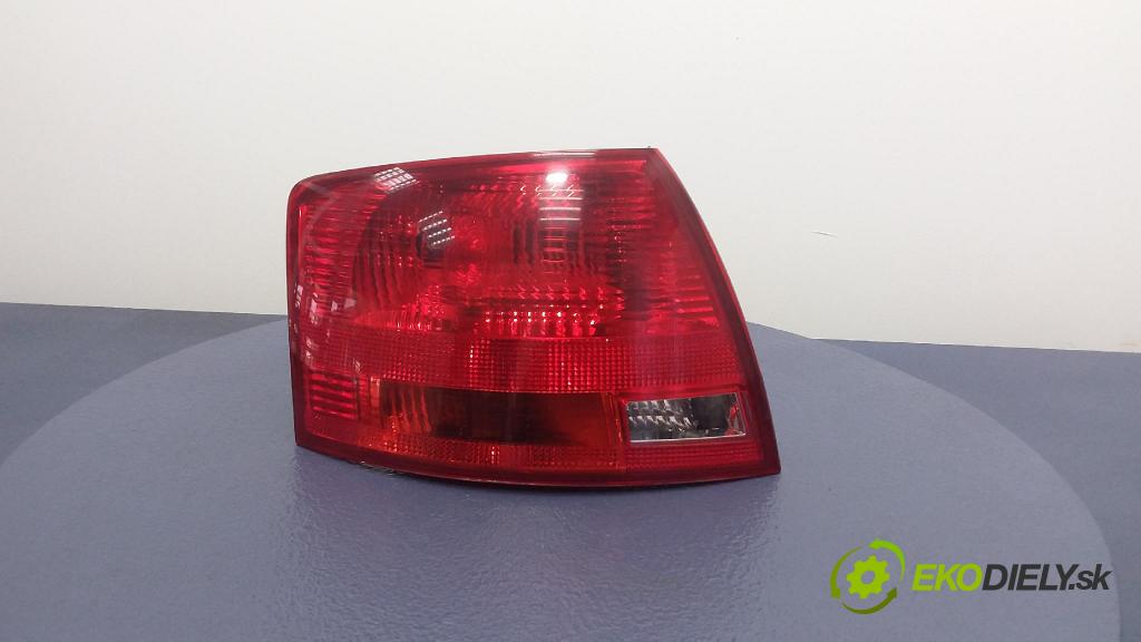 Audi A4 2006 světlo Zad: levá Mimo: 8E9945095E