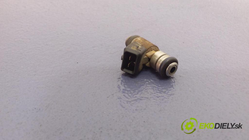 Fiat Albea 2006 vstřikovač IWP160