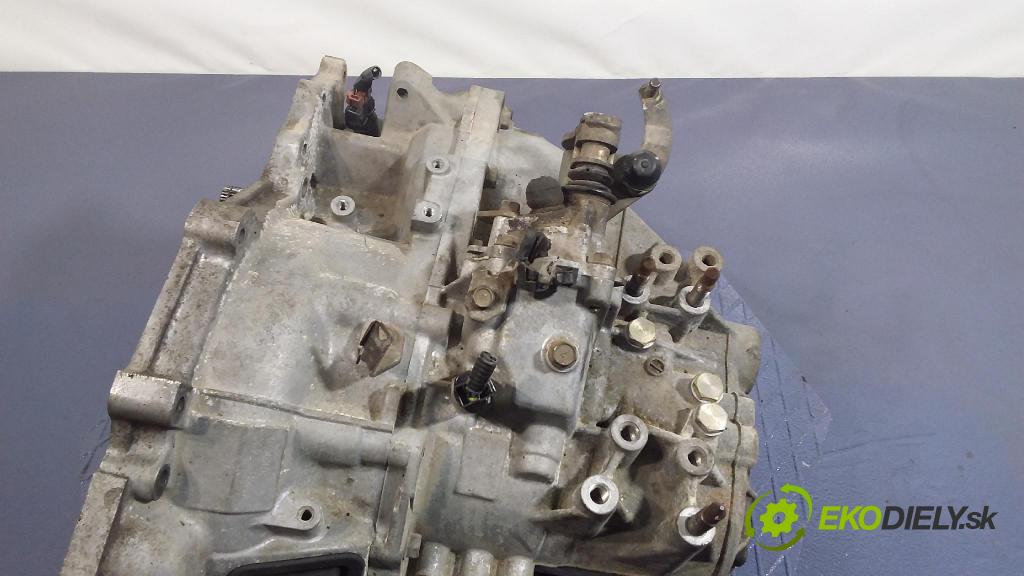 Mitsubishi Outlander 2003 převodovka Ozubené kola: Manualna W5M421Z4B2