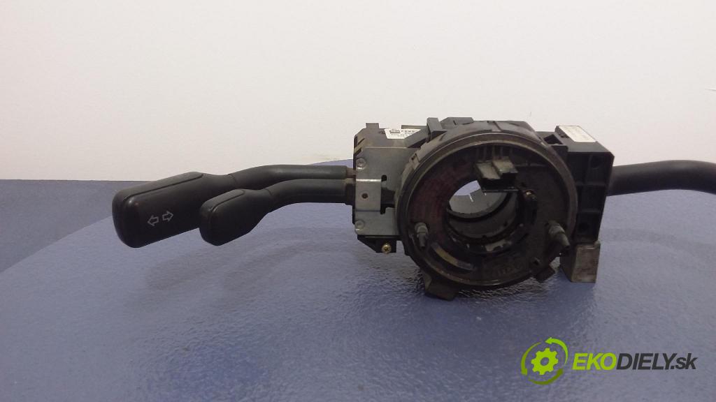 Audi A4 1999 Přepínač Komplex: 4D0953513D