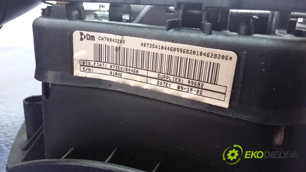Fiat Punto 2006 volant 50686100