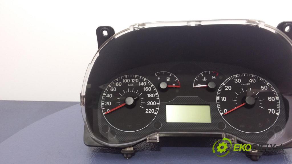 Fiat Punto 2006 Přístrojová deska 5550011005