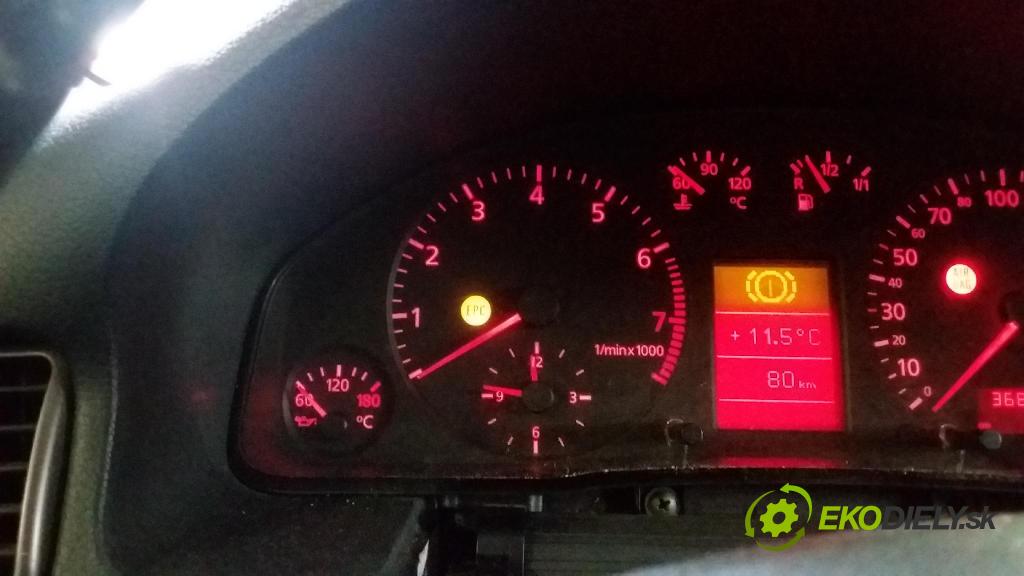 Audi A6 1999 Přístrojová deska 4B0919881A