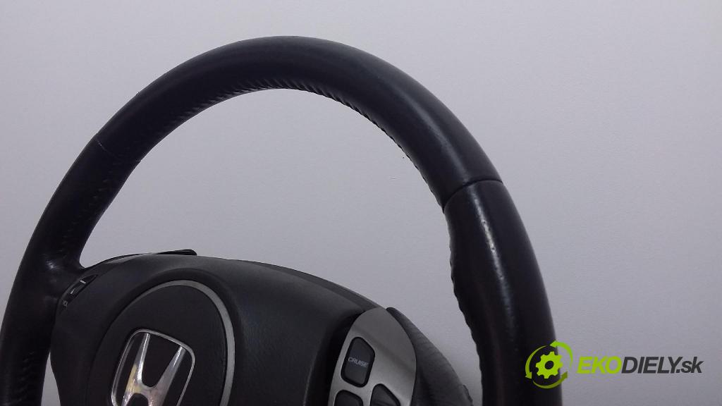 Honda Accord 2005 volant 01