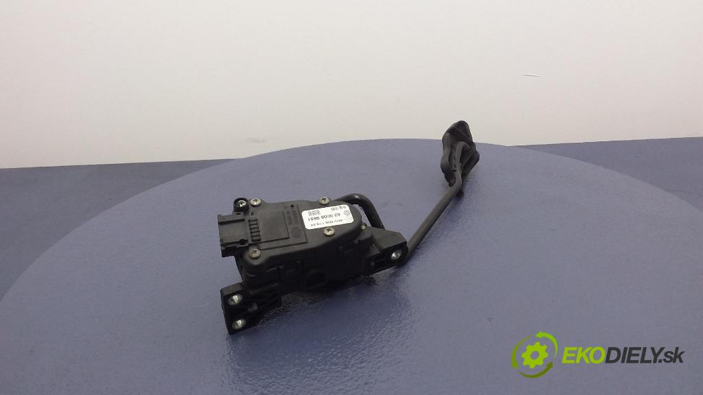 Renault Clio 2003 pedal Plyn: 8200089851