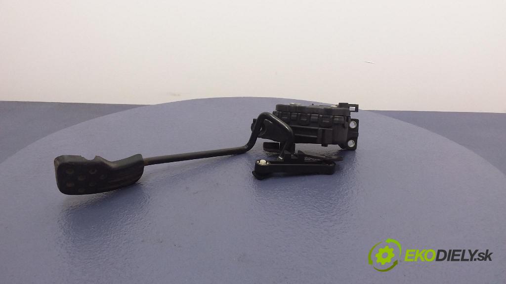 Renault Clio 2003 pedal Plyn: 8200089851