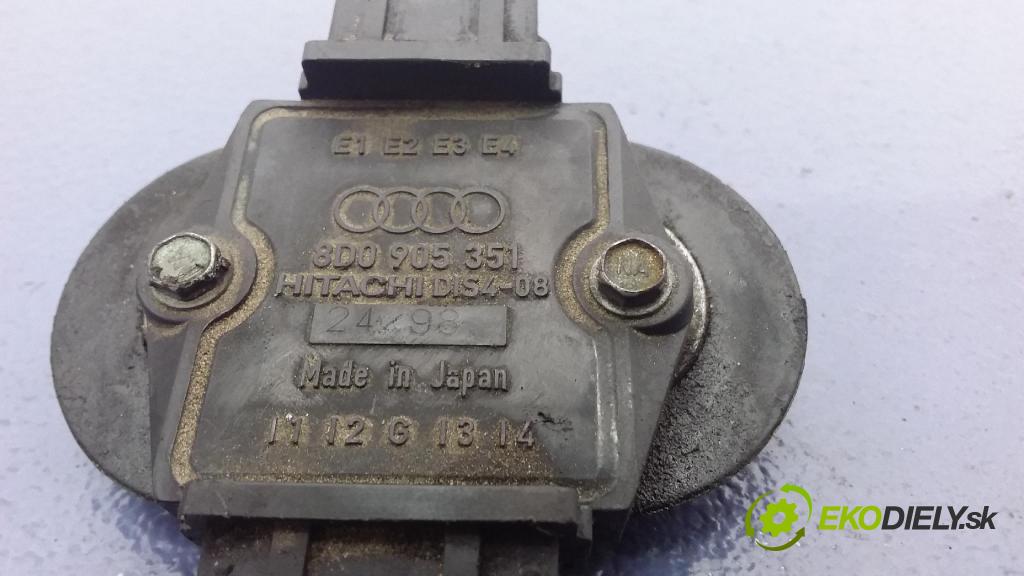 Audi A4 1999 řídící jednotka 8D0905351