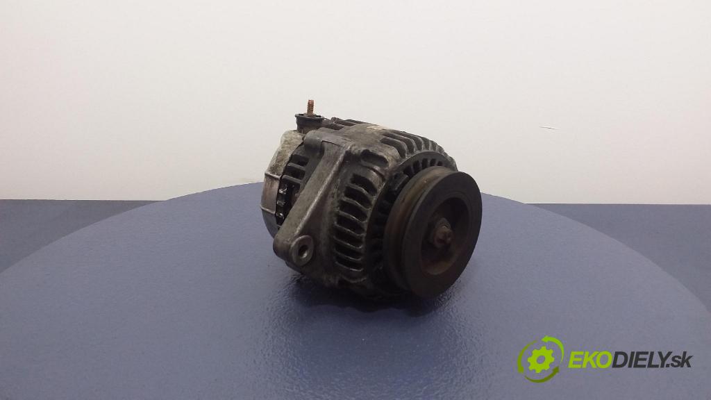 Toyota Corolla 2001 Alternator 01