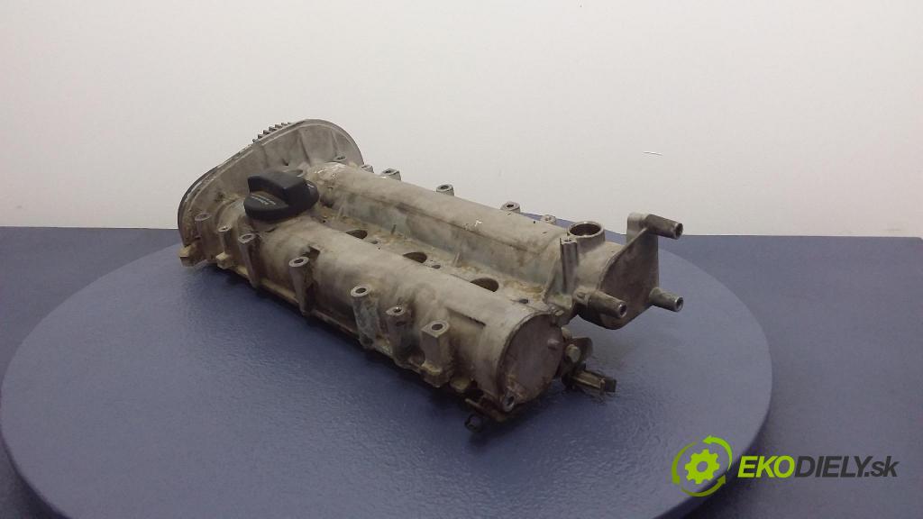 Volkswagen Golf 1998 kryt Ventily 036103475N