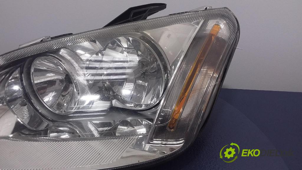 Ford C-max 2003 světlo Levý: 270605