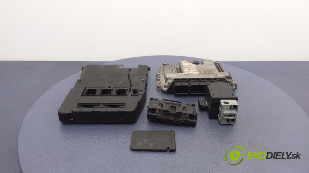 Renault Megane scenic 2006 riadiaca jednotka Motor: 8200601334