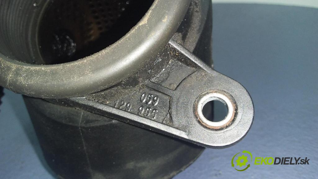 Audi A6 2005 trubka Vzduch: 059129955A