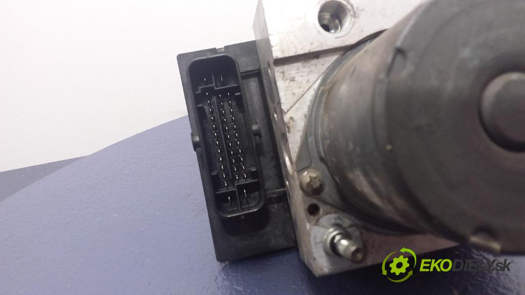 Audi A6 2005 čerpadlo ABS x 4F0910517L