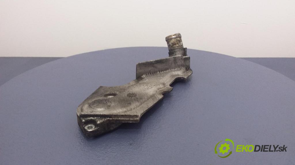 Audi A6 2000 Termostat 078121121J