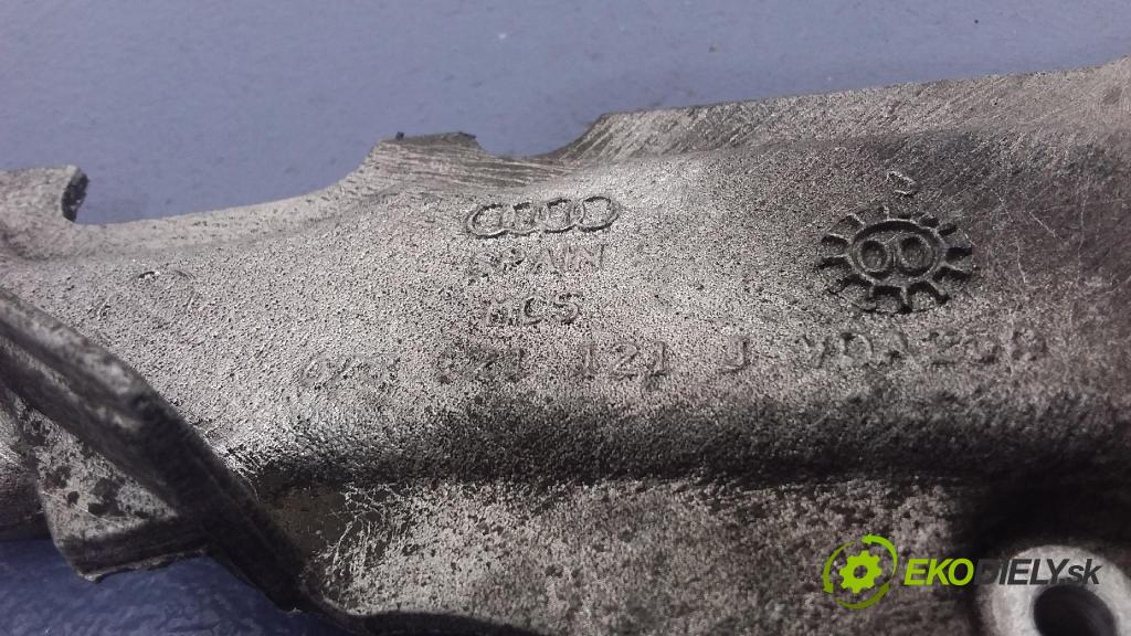 Audi A6 2000 Termostat 078121121J