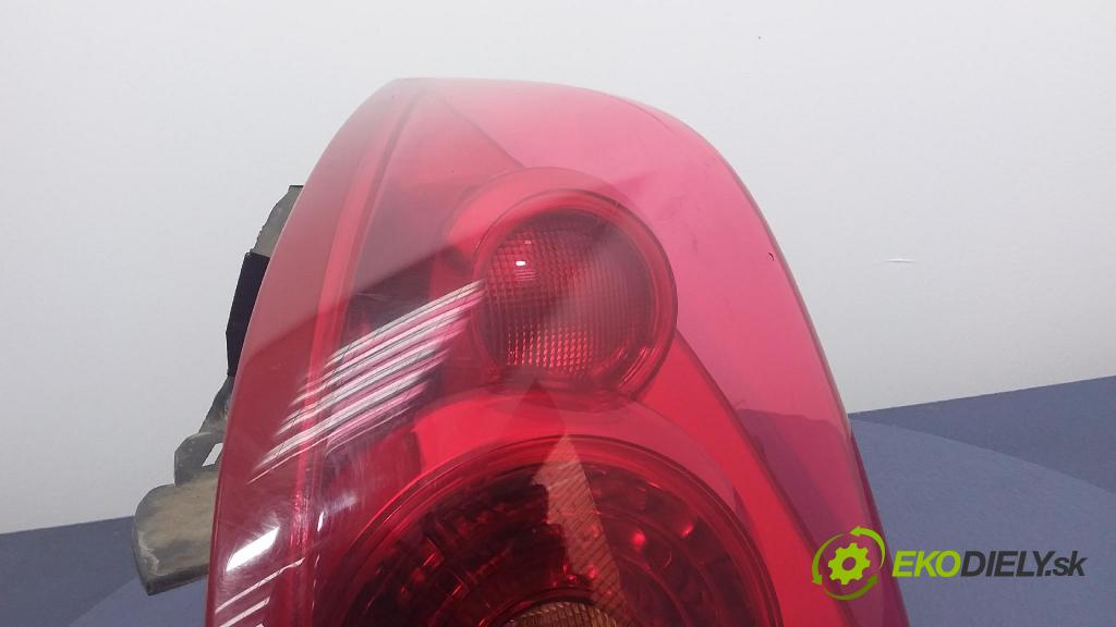 Nissan Primera 2002 světlo Zad: Práva: Mimo: 89077068