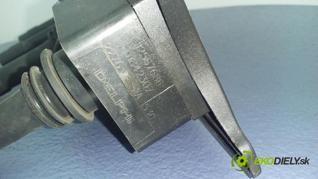 Opel Vectra 2003 cívka Zapalování: 12567686