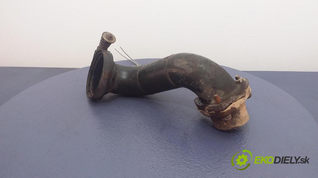 Opel Astra 2004 potrubí Vyčerpat 01
