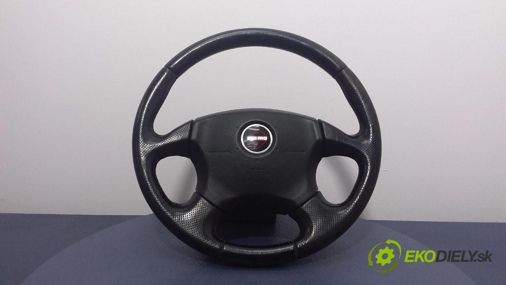Subaru Impreza 2001 volant 01