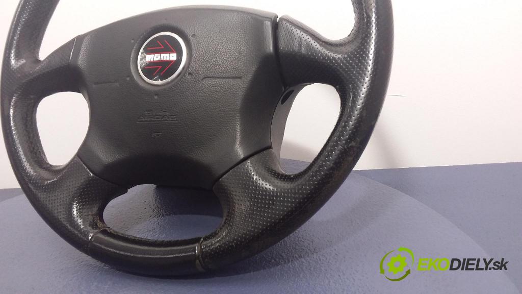 Subaru Impreza 2001 volant 01
