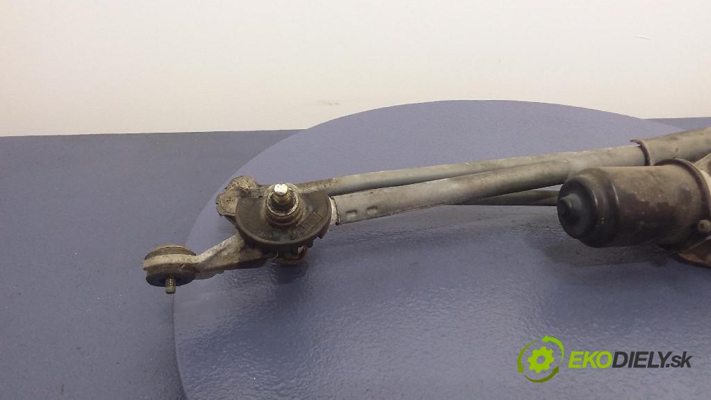 Subaru Impreza 2001 mechanismus motorek Stěrače: před 01